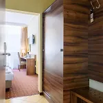 Hotel Podium
