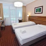 Hotel Podium 3*