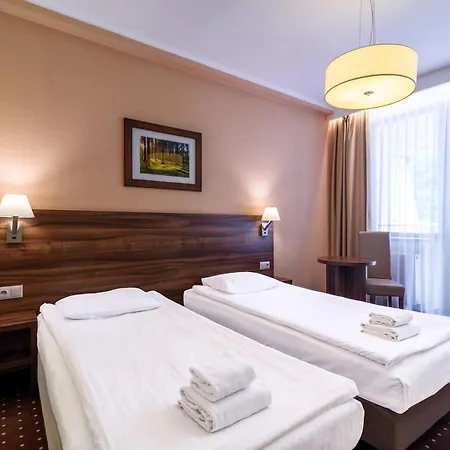 Hotel Podium 3*